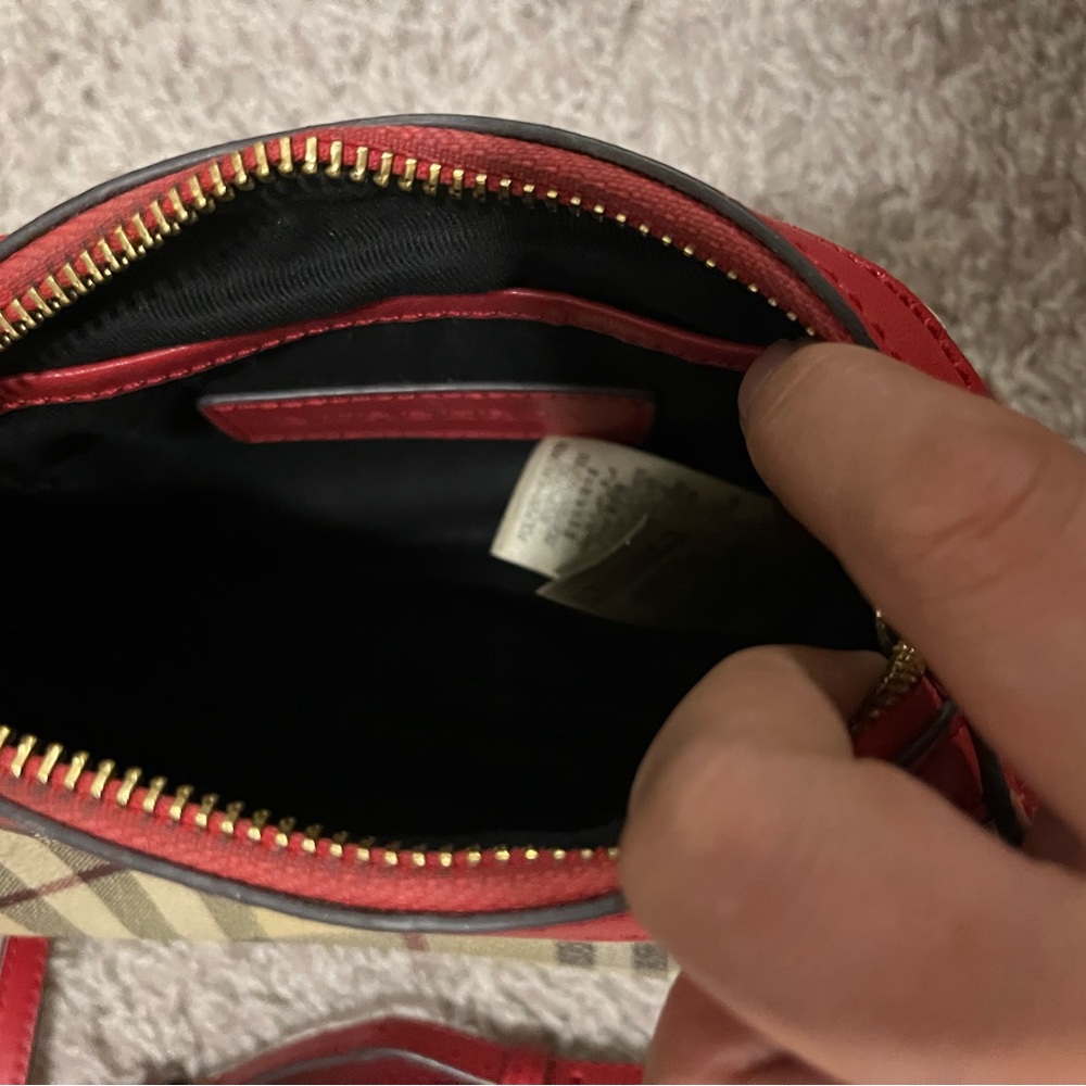 Burberry small crossbody bag - Picture 8 of 12